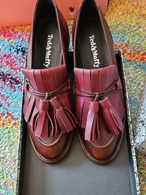 Ted&Muffy Burgundy Leather Tassel Kiltie Loafers